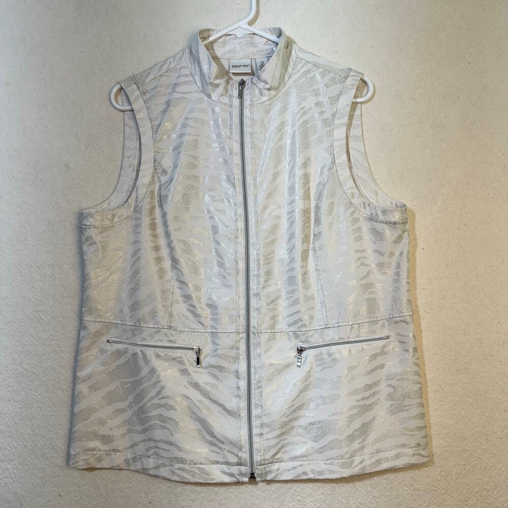 Chico’s Zenergy Neema Silver Zebra Embossed White Sportswear Vest Size 2 Large